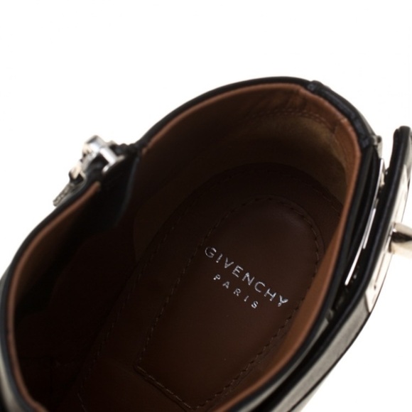 Givenchy Black Leather Shark Lock Peep Toe Ankle Boots Size 40.5 - Picture 9 of 10